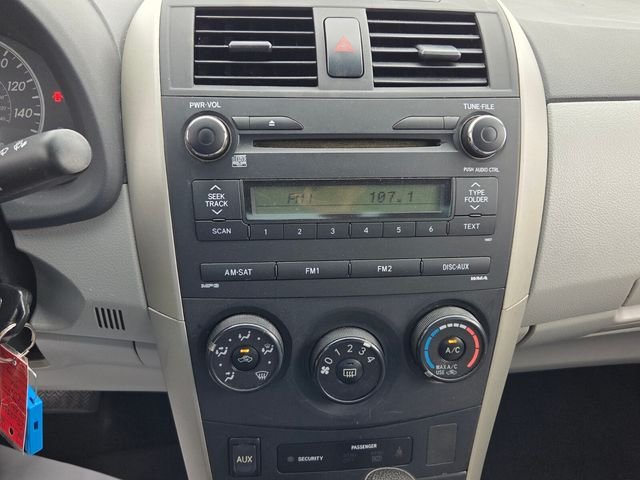 Used 2013 Gray Toyota L image 20