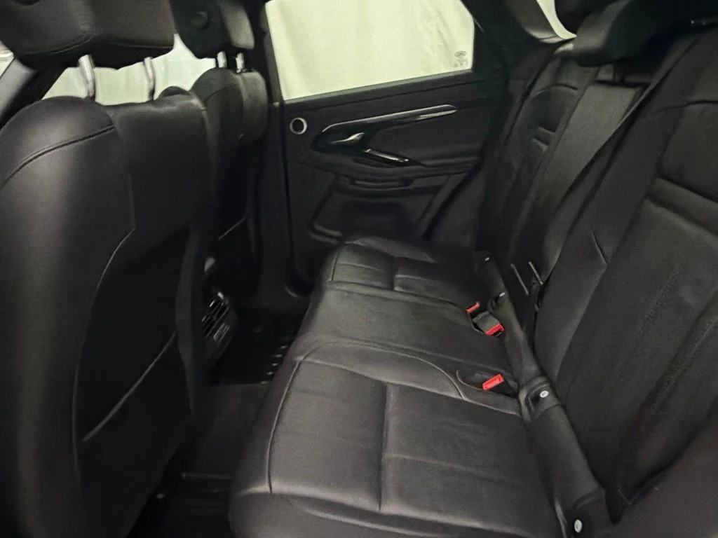Used 2023 Black Land Rover SE image 19