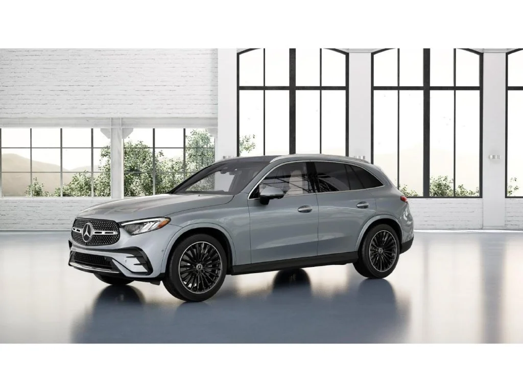 New 2027 Silver Mercedes-Benz GLC 300 image 38