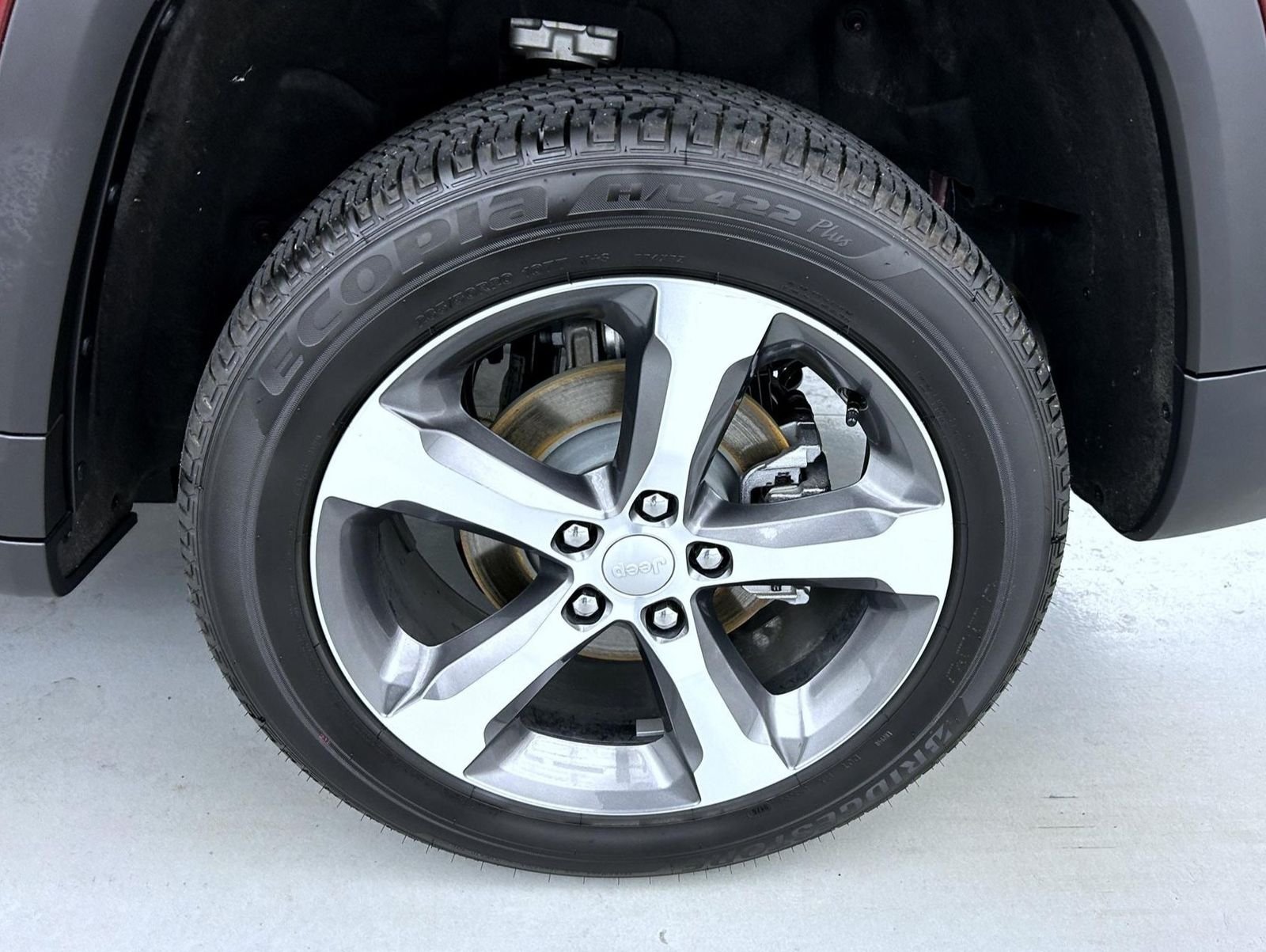 Used 2026 Velvet Jeep Limited image 23