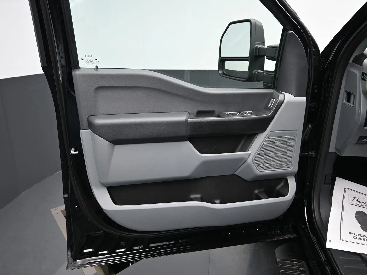 2025 Ford F-250 Super Duty XL - Photo 16