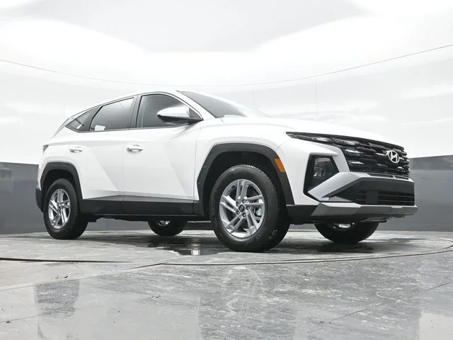 New 2026 White Hyundai SE image 23