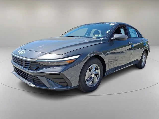 New 2026 Gray Hyundai SE image 3