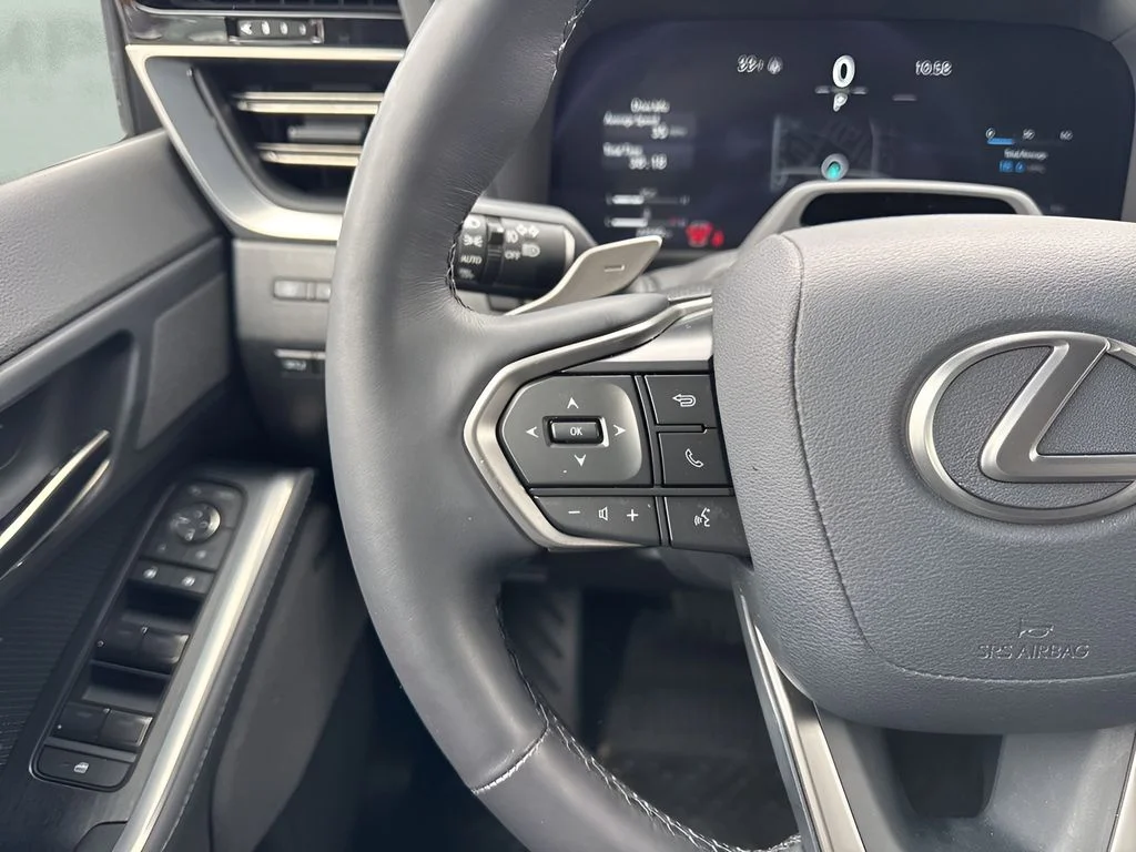 Used 2024 Gray Lexus 550 Luxury image 17