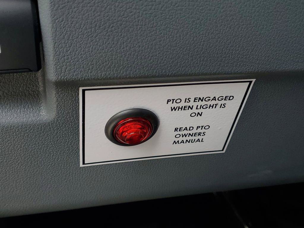 2025 Ford F-550 Super Duty Chassis Cab XL - Photo 11