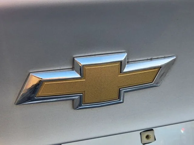 Used 2022 Silver Chevrolet LS image 22