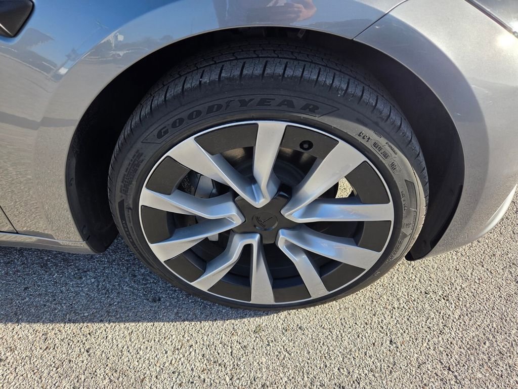 Used 2025 Silver Tesla Long Range image 17