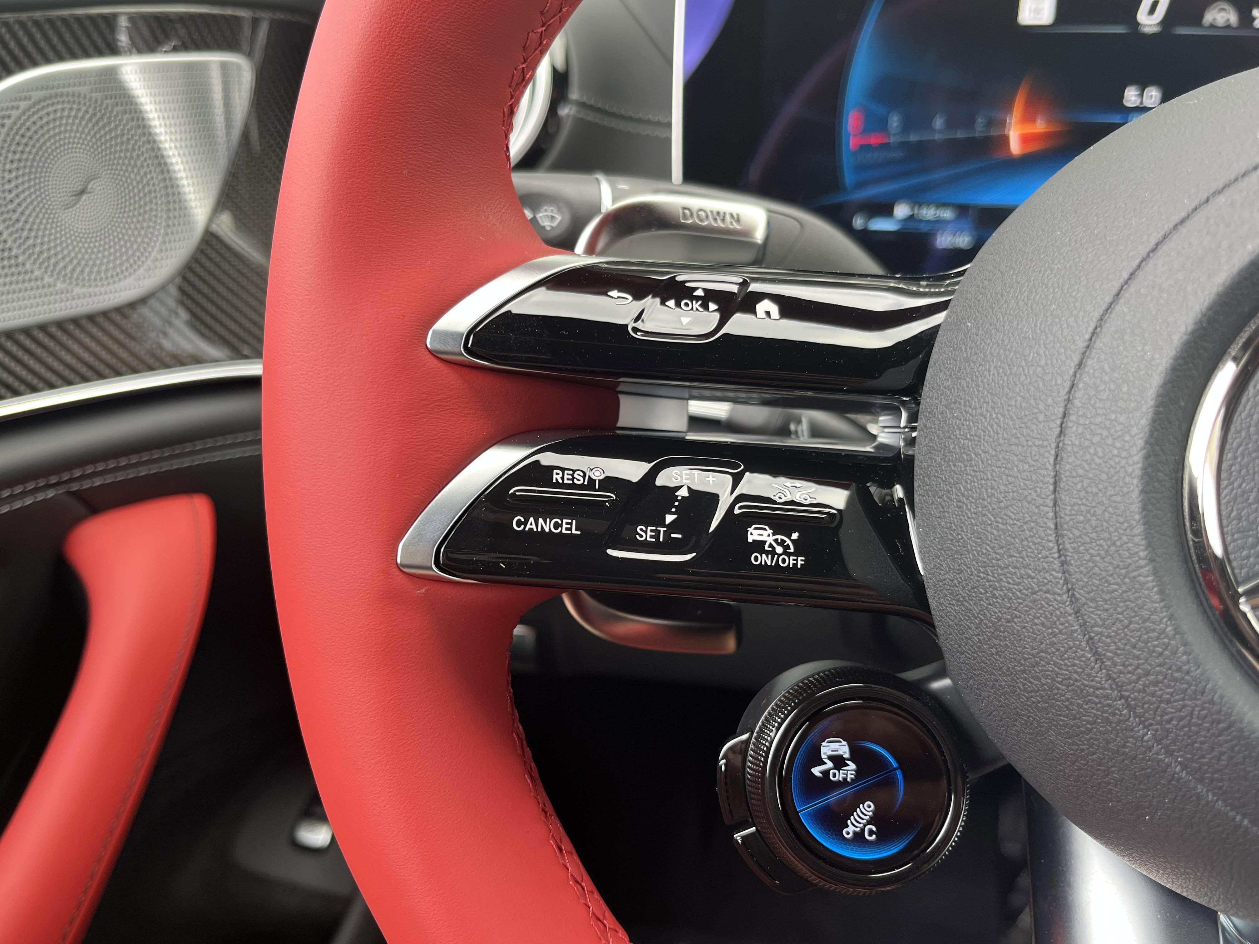 New 2026 MANUFAKTUR Moonlight White Metallic Mercedes-Benz AMG® GT 53 image 57