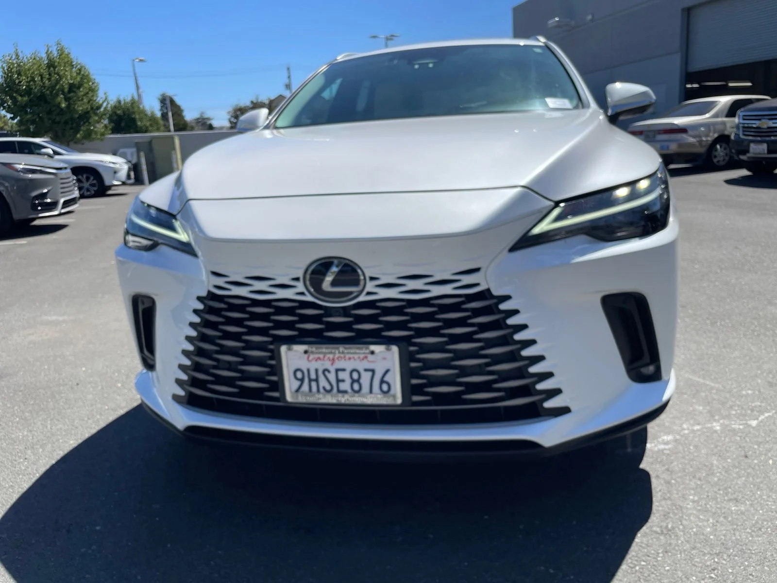 Used 2023 White Pearl Lexus 350h Premium image 3