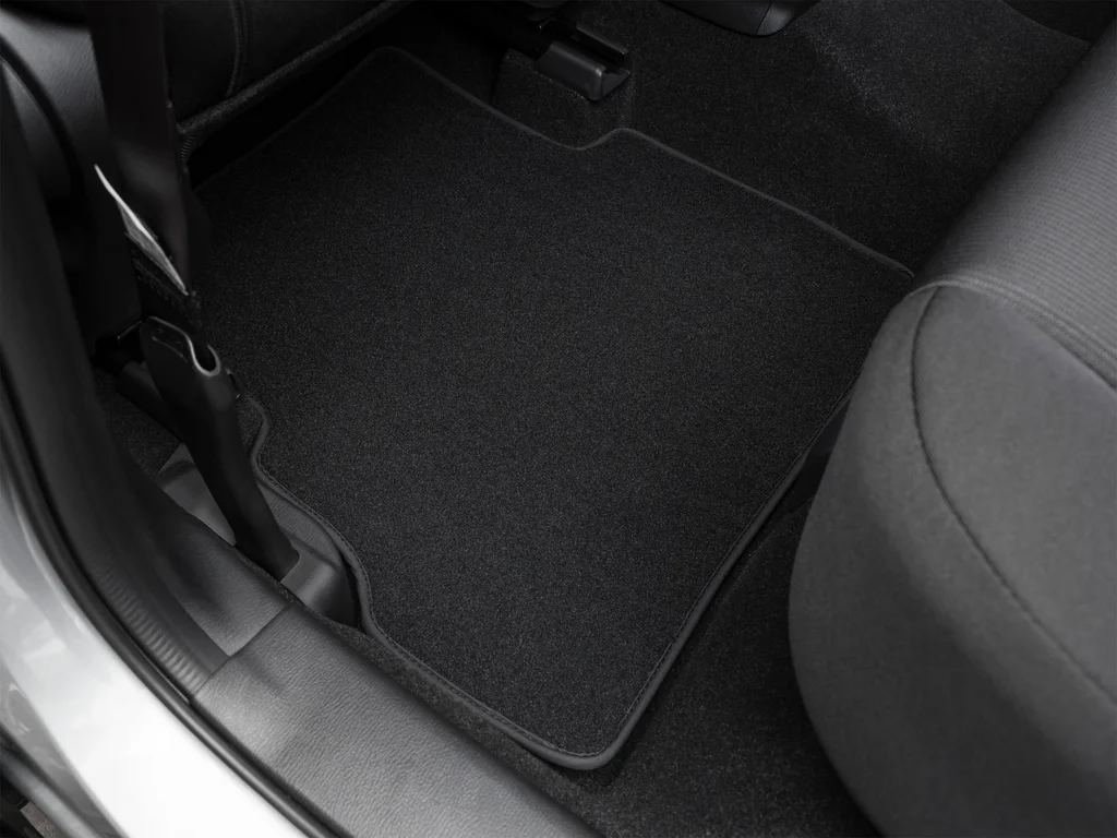 Used 2016 Silver Mazda Sport image 33