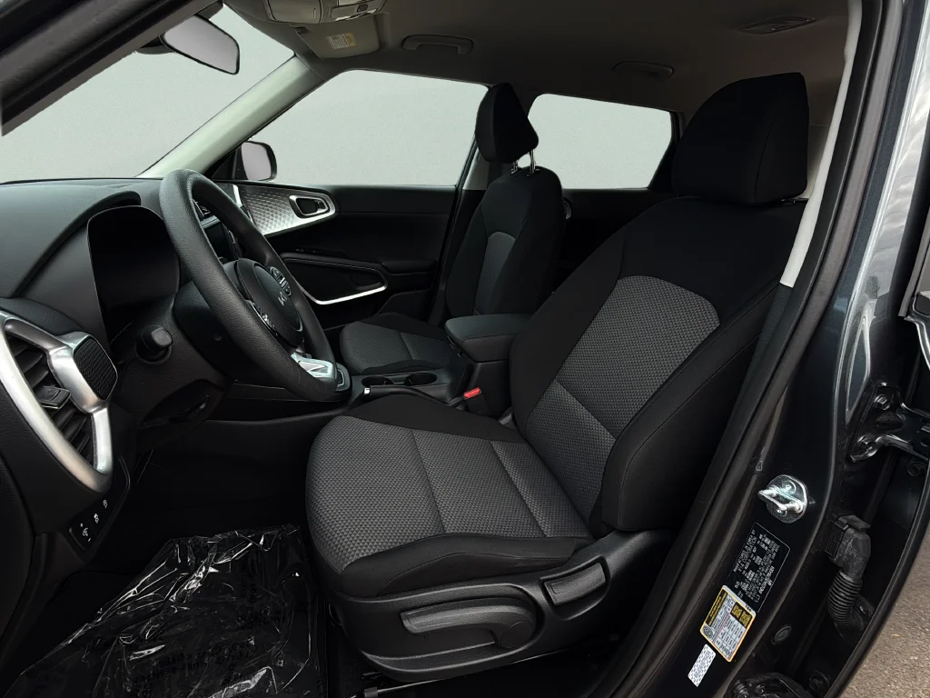 Certified Used 2025 Gravity Gray Kia LX image 25