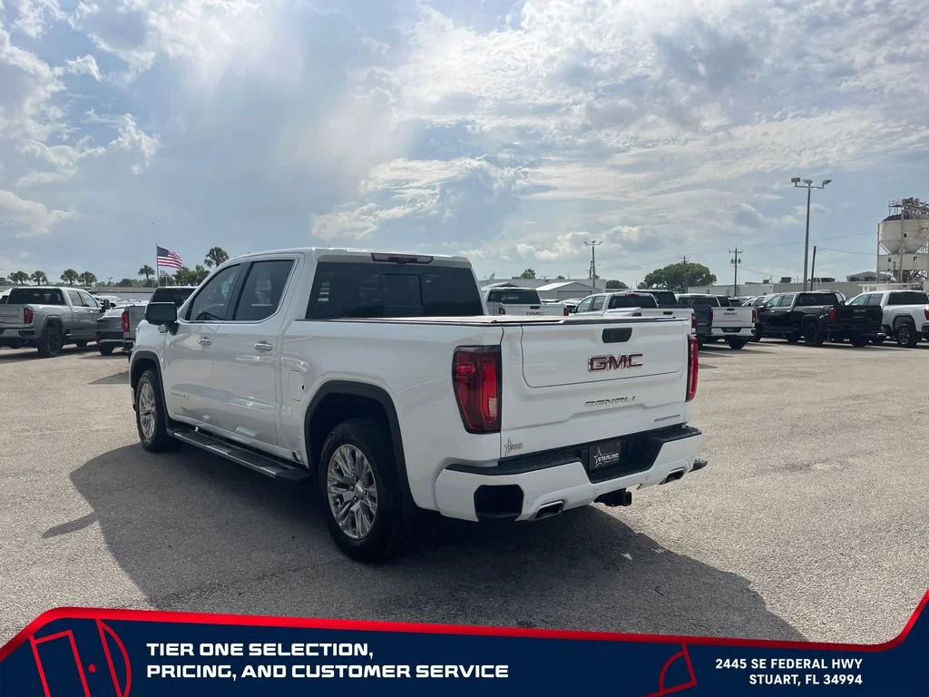 Used 2024 Summit White GMC Denali image 5