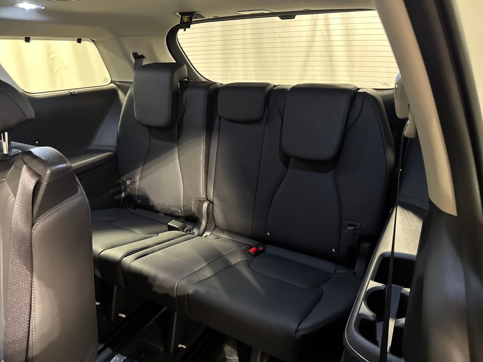 New 2027 Snow White Pearl Kia SX Prestige image 25