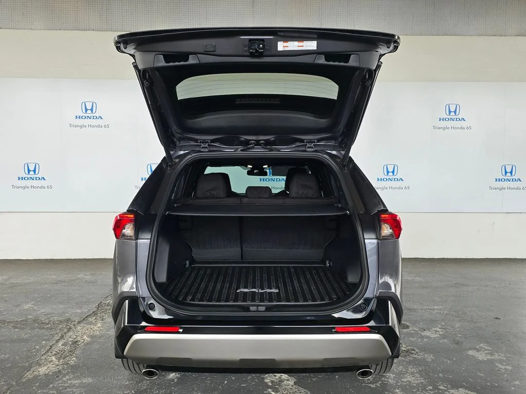 Used 2025 Gray Toyota SE image 10