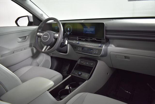 2025 Hyundai Kona SEL Convenience - Photo 20