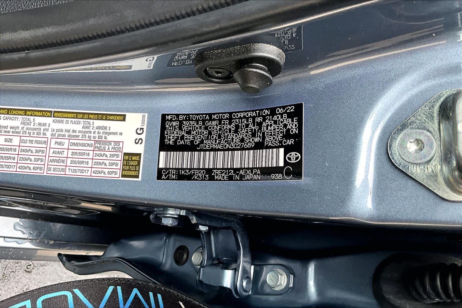 Used 2022 Celestite Toyota LE image 34