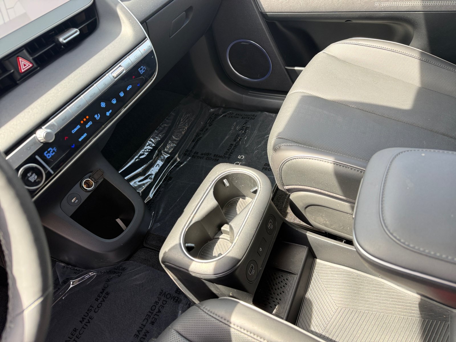 Certified Used 2024 Cyber Gray Hyundai Limited image 13