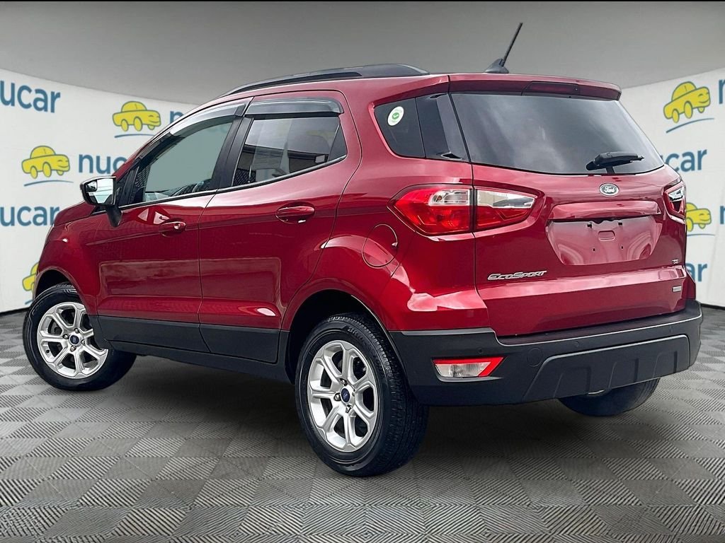 Used 2019 Red Ford SE image 4