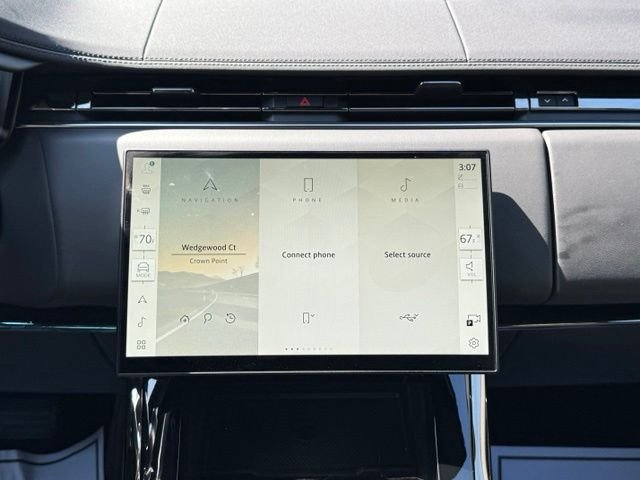 Certified Used 2025 Fuji White Land Rover S image 26