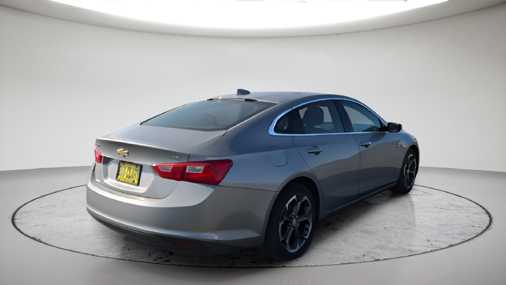 Used 2023 Gray Chevrolet LT image 13