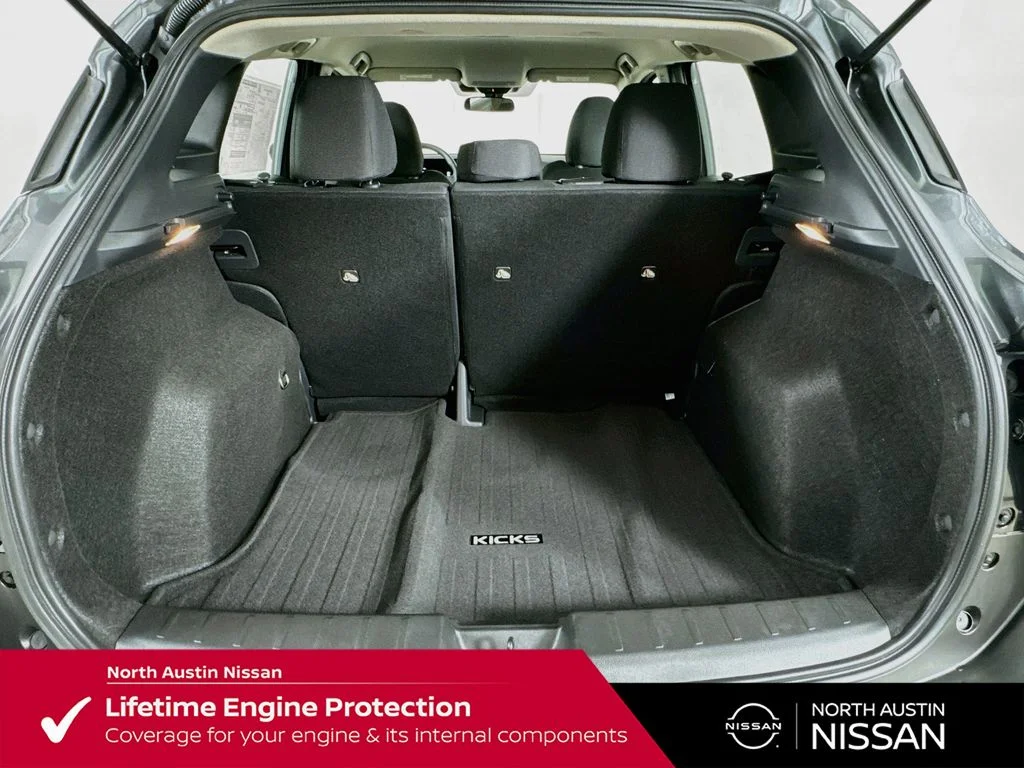 New 2026 Gray Nissan S image 29