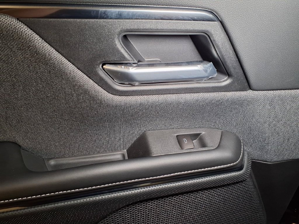 2026 GMC Sierra EV Elevation - Photo 11