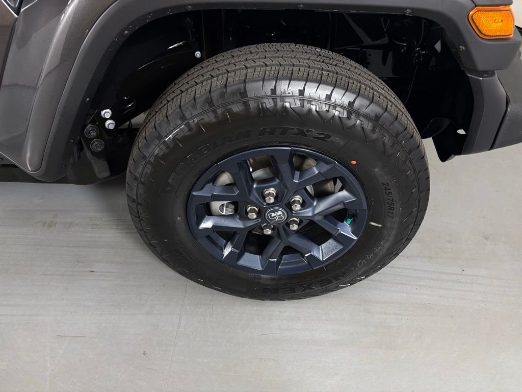 New 2026 Granite Crystal Metallic Clearcoat Jeep 85th Anniversary Edition image 10
