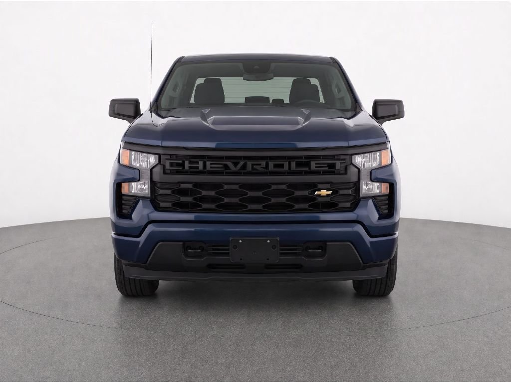 Used 2022 Northsky Blue Metallic Chevrolet Custom image 5