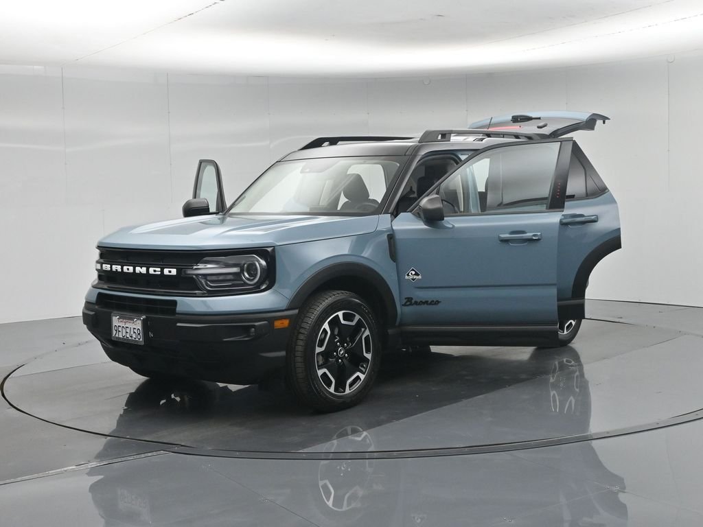 Used 2022 Gray Ford Outer Banks image 34