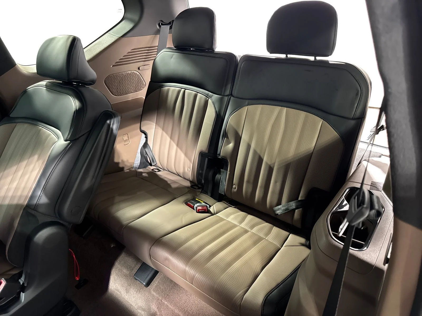 New 2026 Glacial White Pearl Kia GT-Line image 30