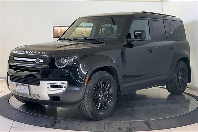 2023 Land Rover Defender SE