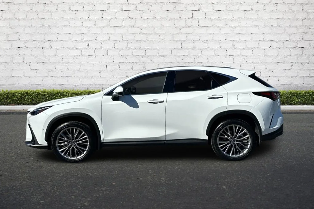 Certified Used 2026 White Lexus 350h Luxury image 8