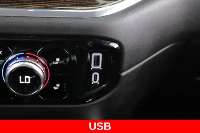 Used 2025 Black GMC Elevation image 26