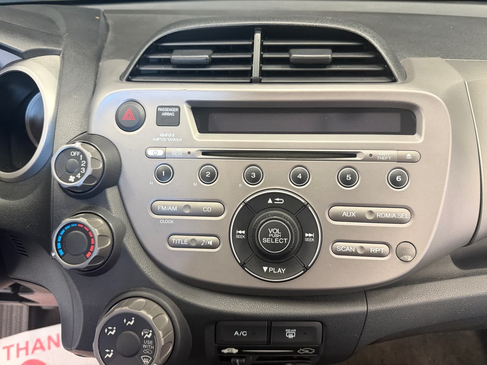 Used 2013 Taffeta White Honda  image 28