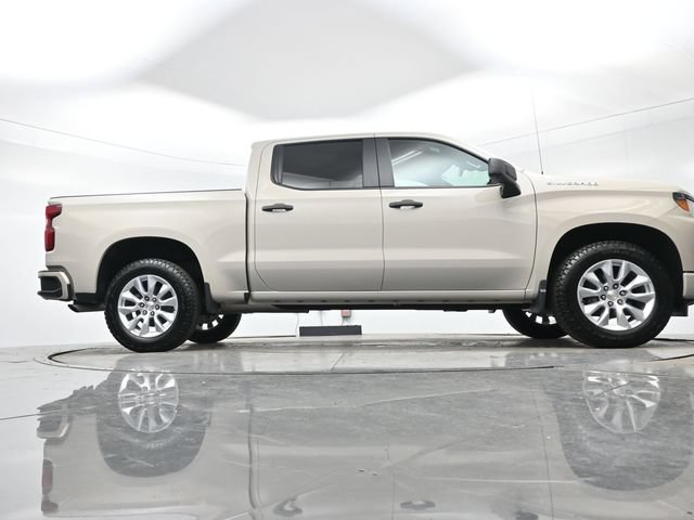 Used 2026 White Sands Chevrolet Custom image 28