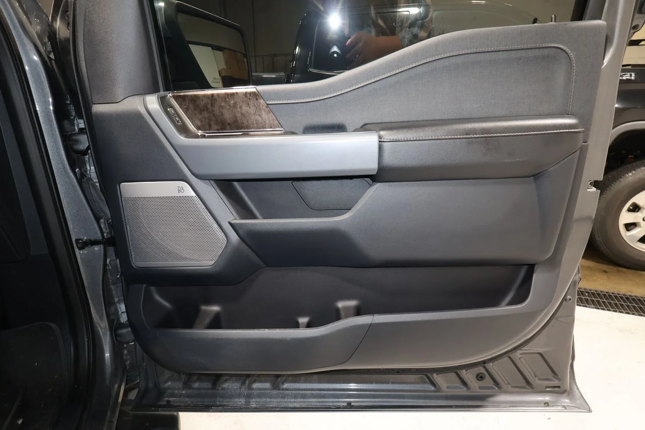 Used 2023 Gray Ford Lariat image 18
