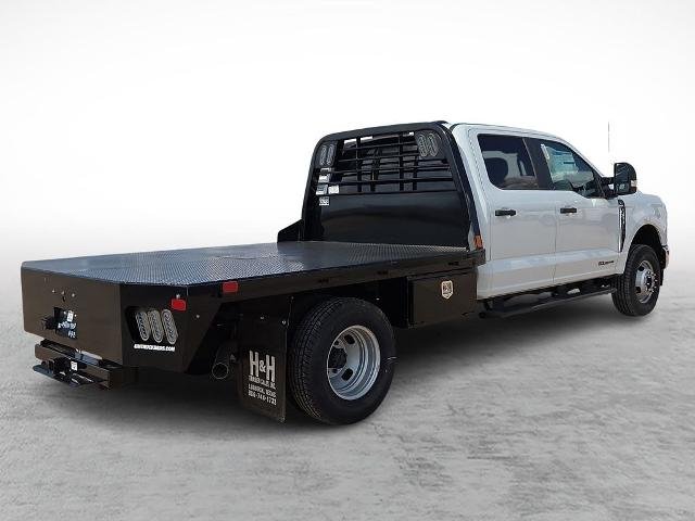 New 2026 Oxford White Ford F-350® XL image 36