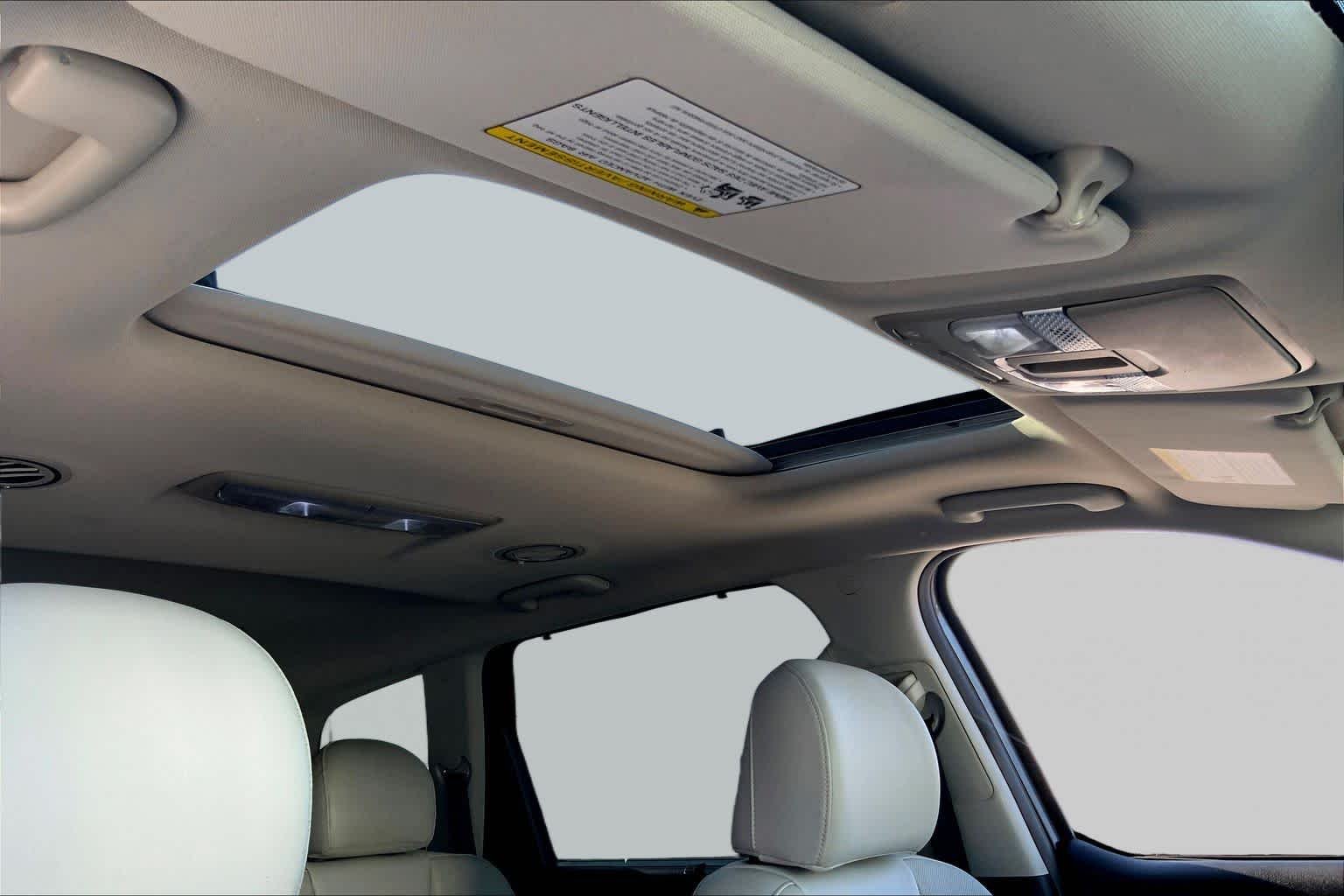 Used 2022 Gravity Grey Kia EX image 19