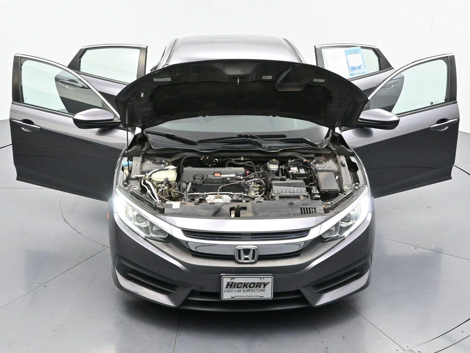 Used 2018 Modern Steel Metallic Honda LX image 36
