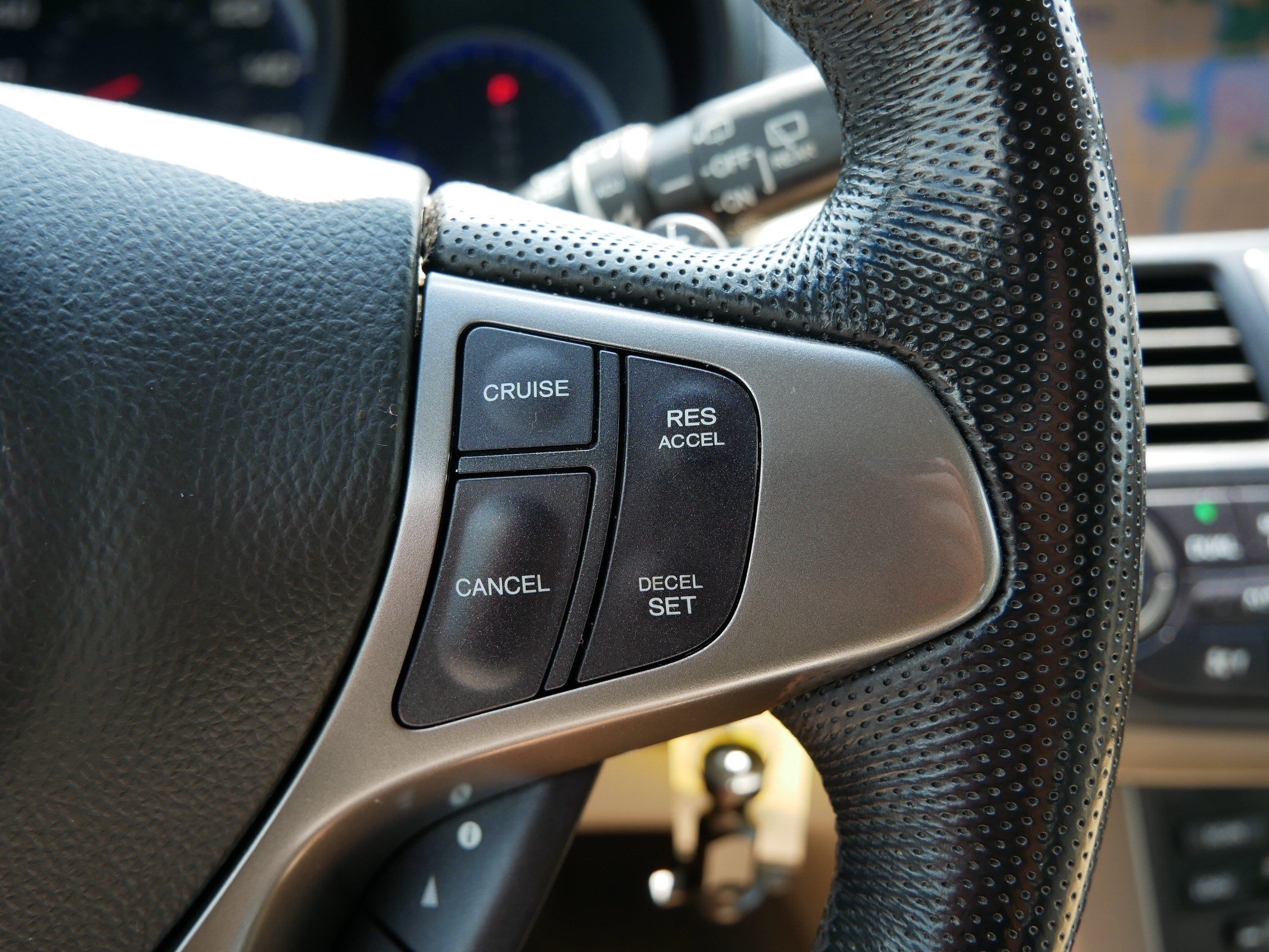 Used 2010 Basque Red Pearl Acura Tech Pkg image 28