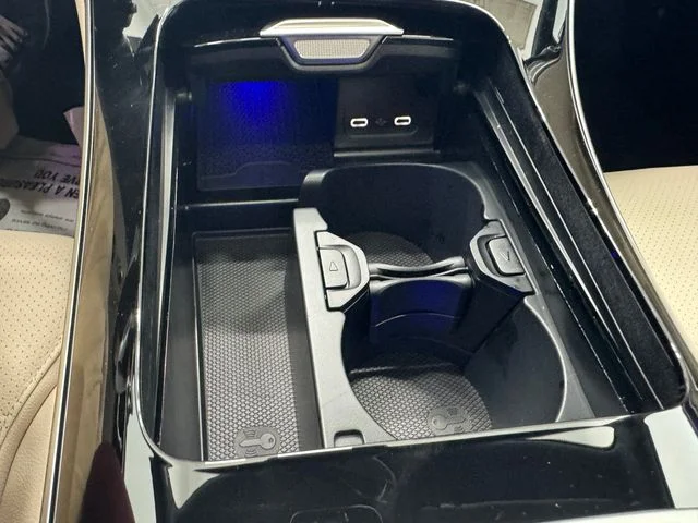 New 2026 White Mercedes-Benz C 300 image 40