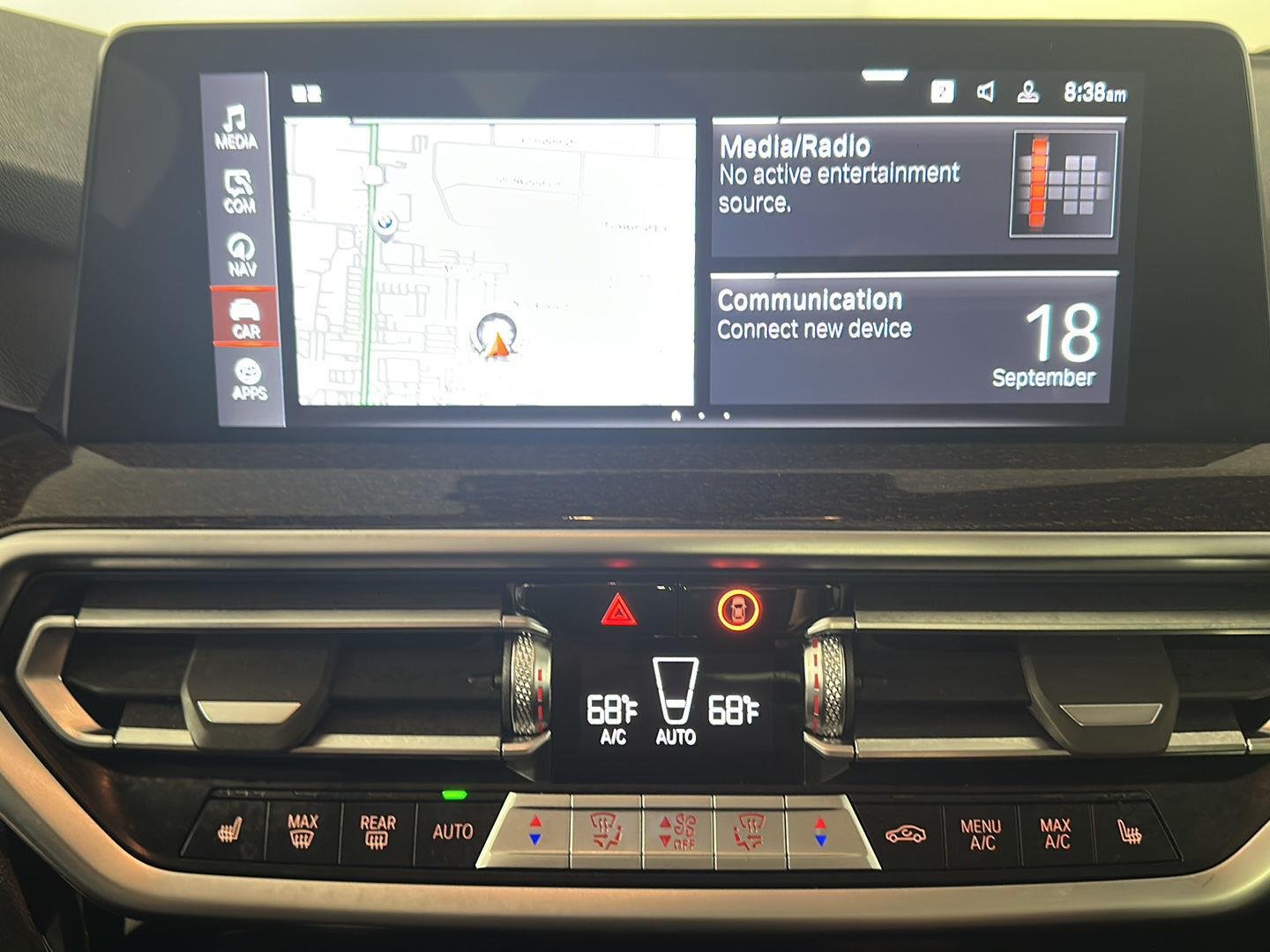 Used 2023 Dark Graphite Metallic BMW xDrive30i image 17