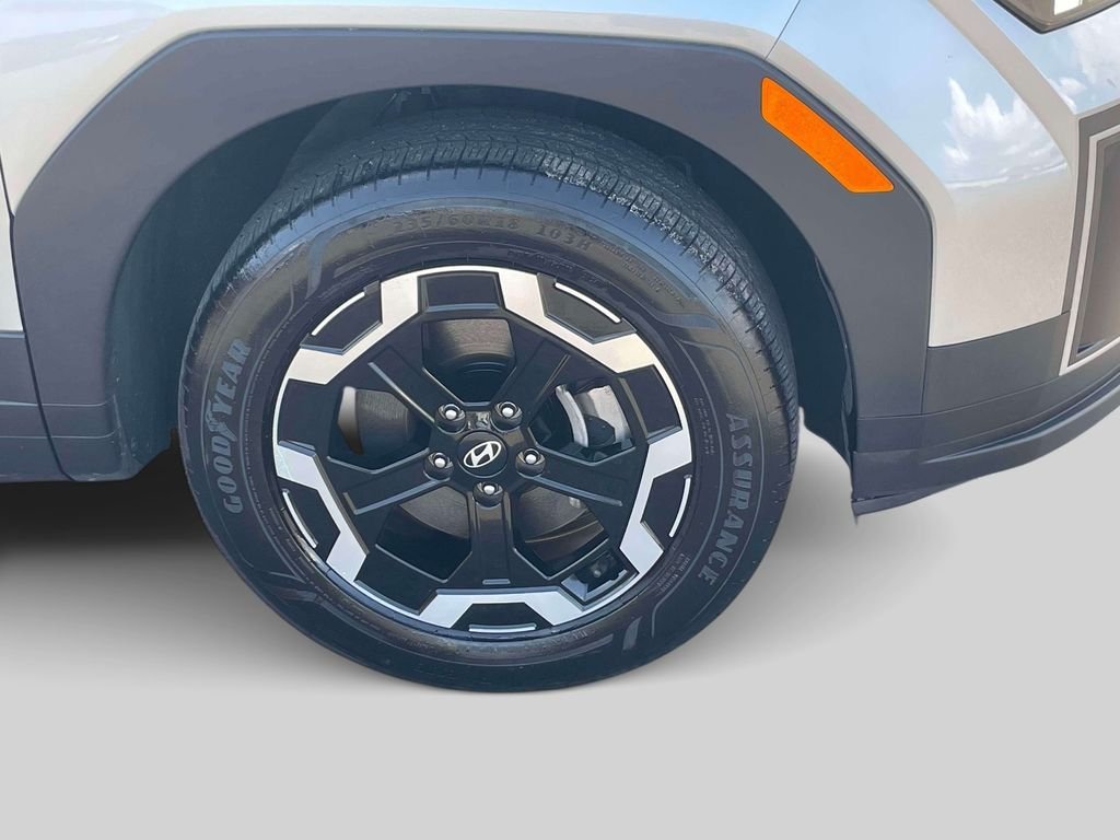 Certified Used 2025 Silver Hyundai SE image 9