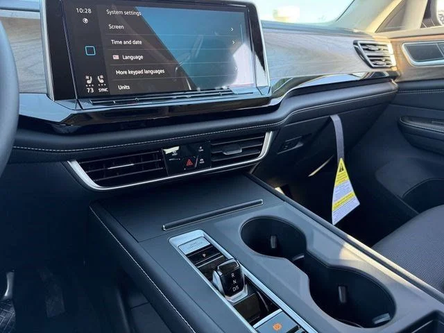 New 2026 Silver Volkswagen SE w/Technology image 12