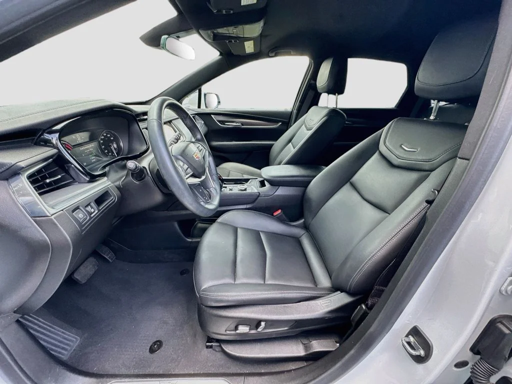 Used 2024 White Cadillac Luxury image 22