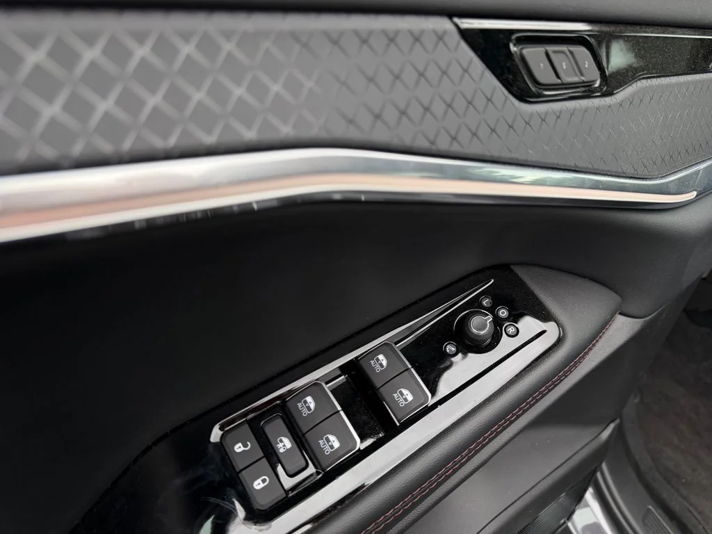 2025 Jeep Wagoneer S Limited - Photo 27
