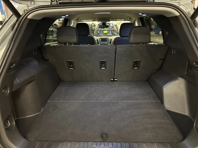 Used 2024 Gray Chevrolet LT image 23