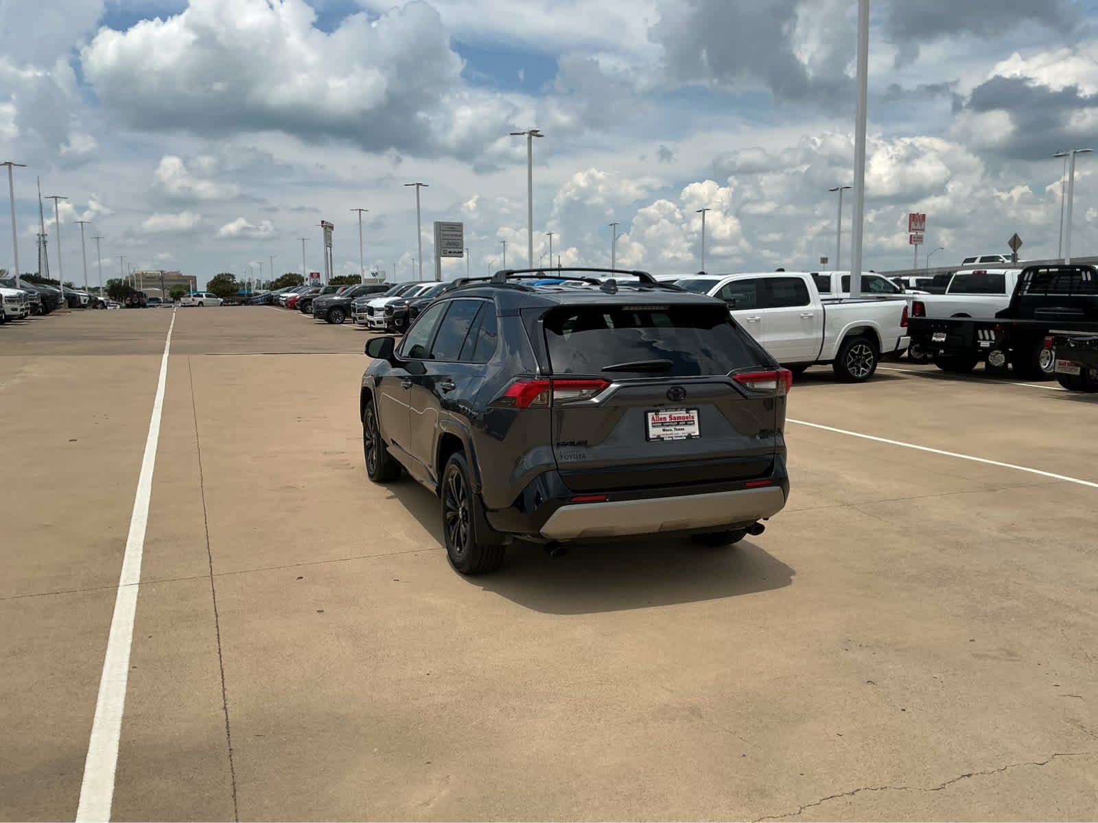 Used 2025 Magnetic Gray Metallic Toyota Hybrid SE image 10