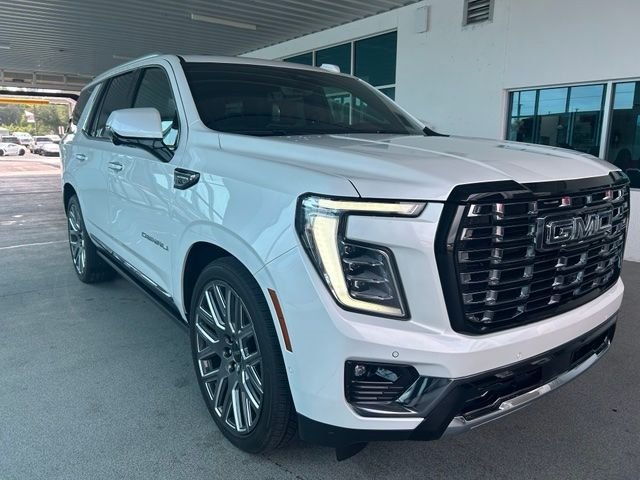 Used 2025 White GMC Denali Ultimate image 1
