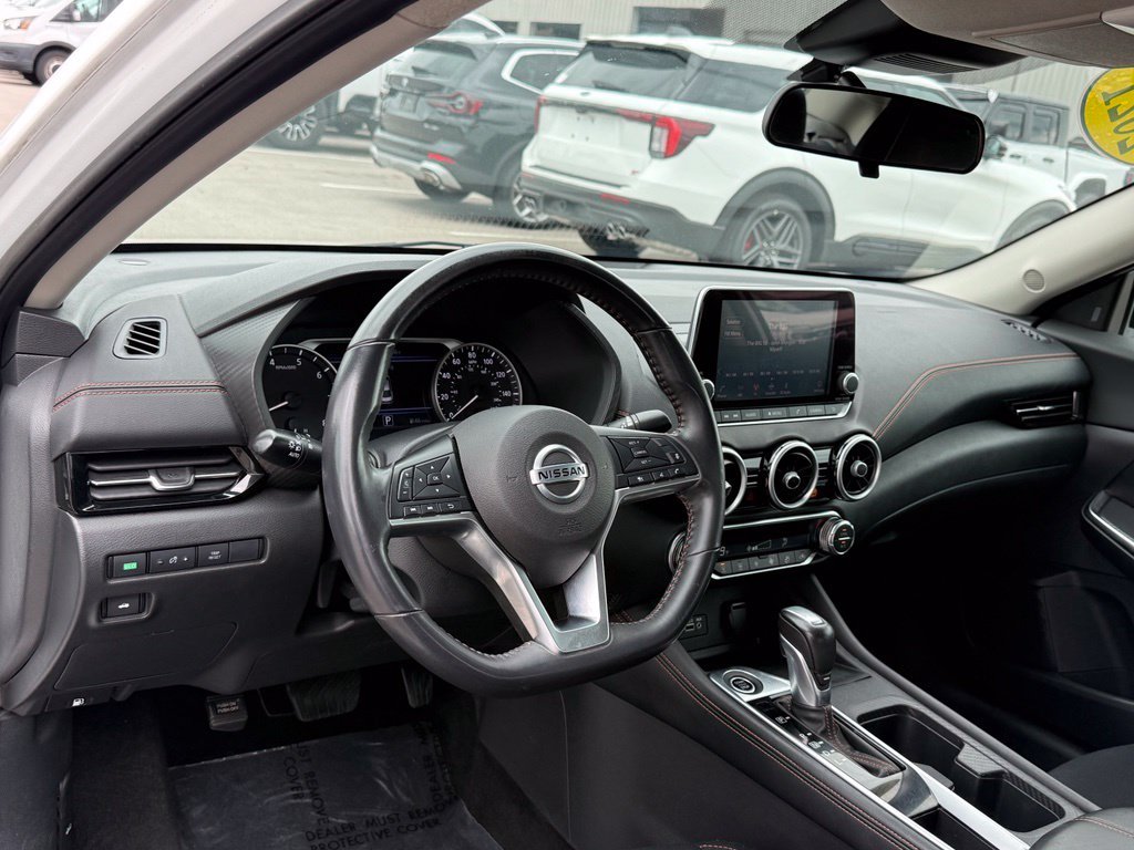 Used 2021 White Nissan SR image 4